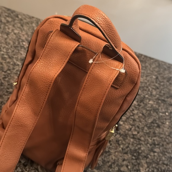 Steve Madden brown pebbled soft vegan leather backpack bag EUC - Picture 9 of 16